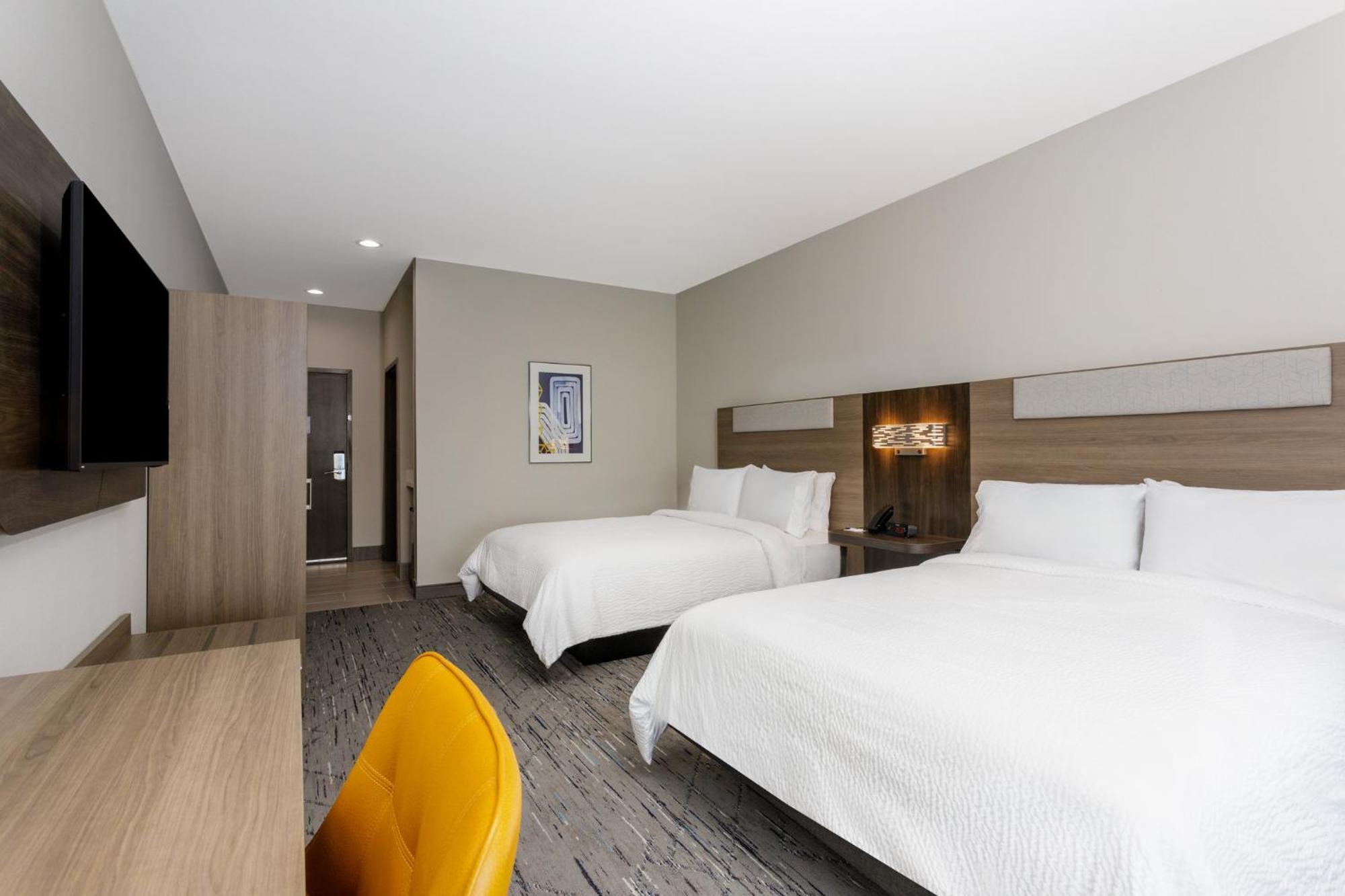 Holiday Inn Express & Suites Tampa Stadium - Airport Area By Ihg Extérieur photo