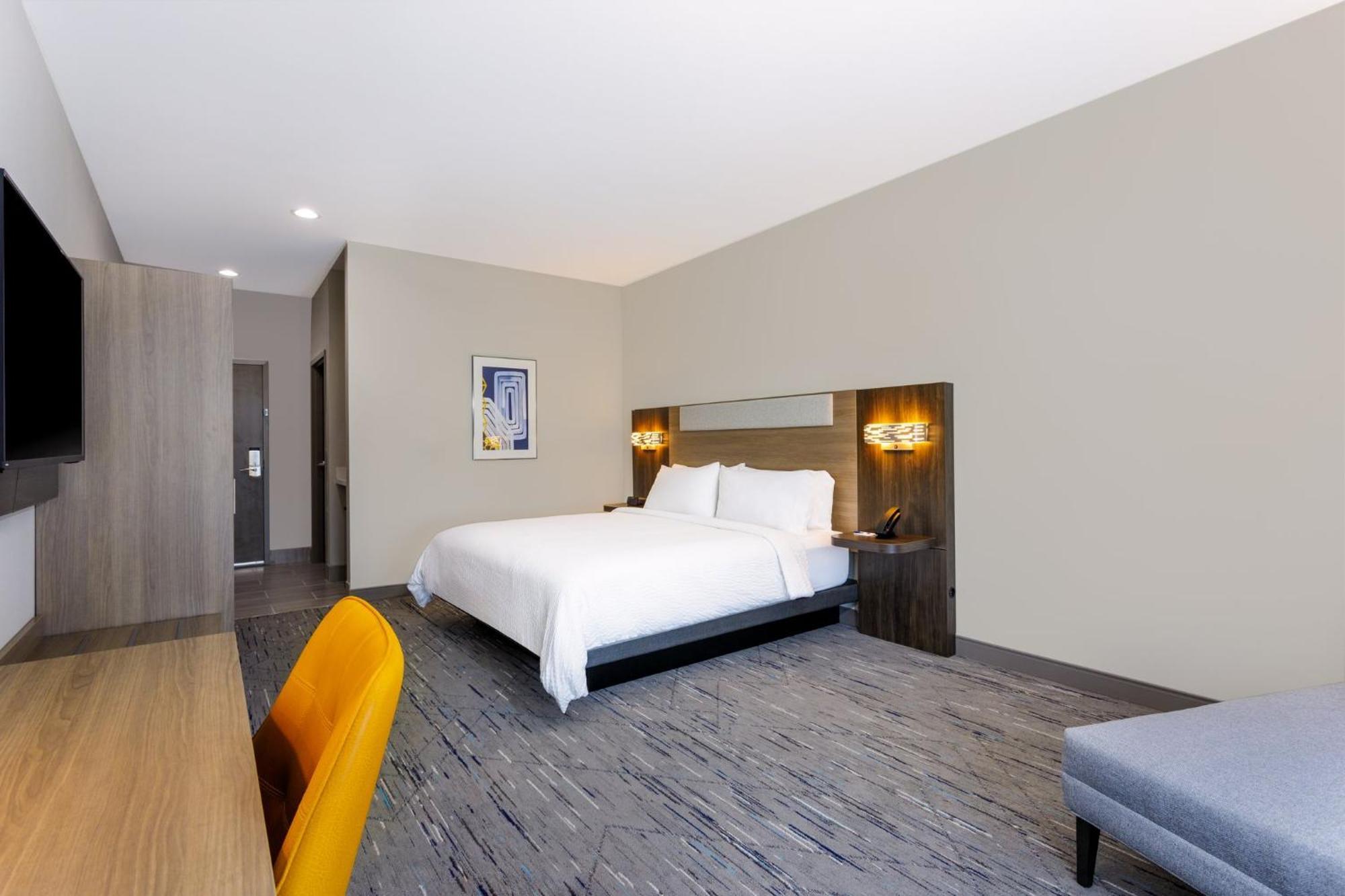 Holiday Inn Express & Suites Tampa Stadium - Airport Area By Ihg Extérieur photo