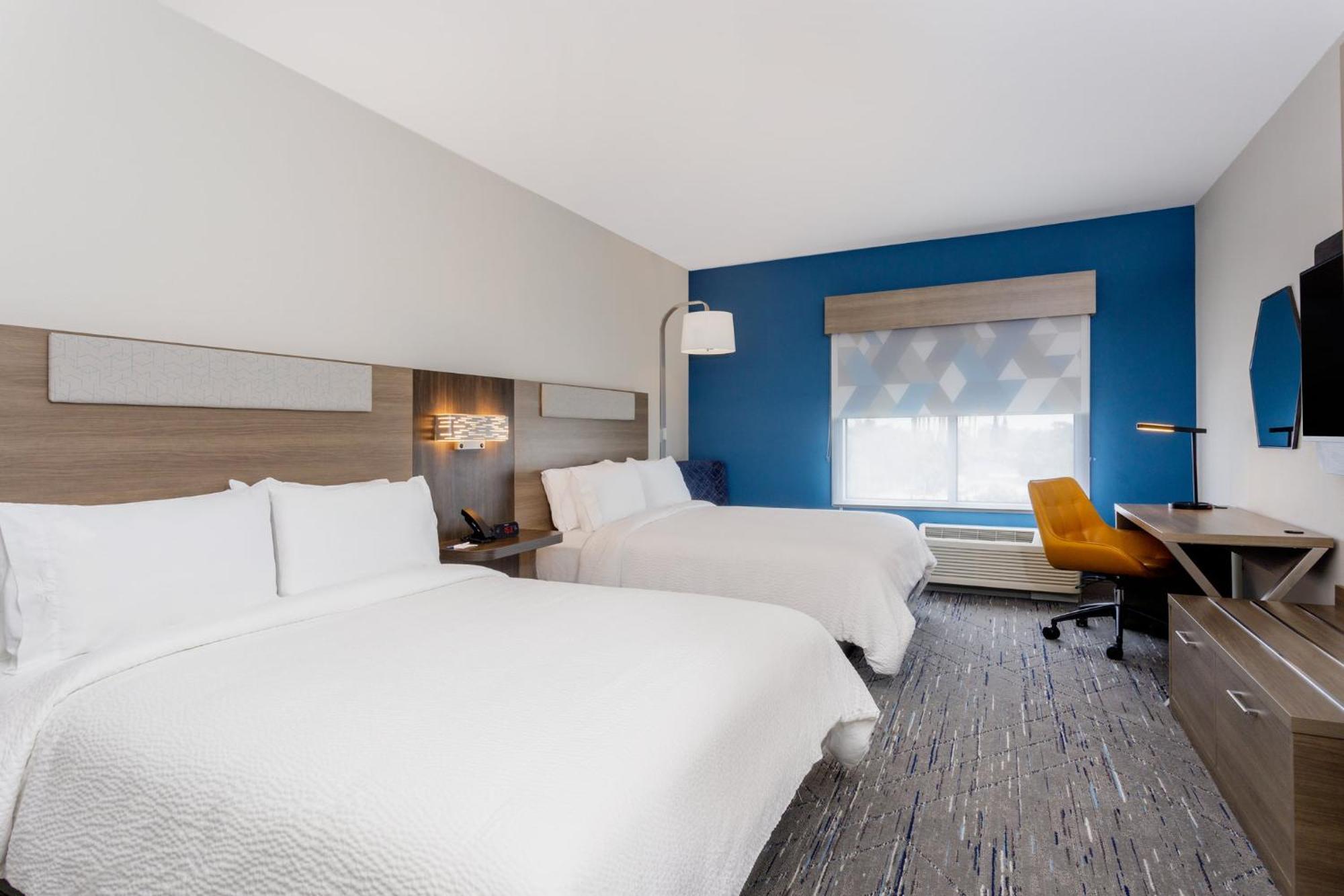 Holiday Inn Express & Suites Tampa Stadium - Airport Area By Ihg Extérieur photo
